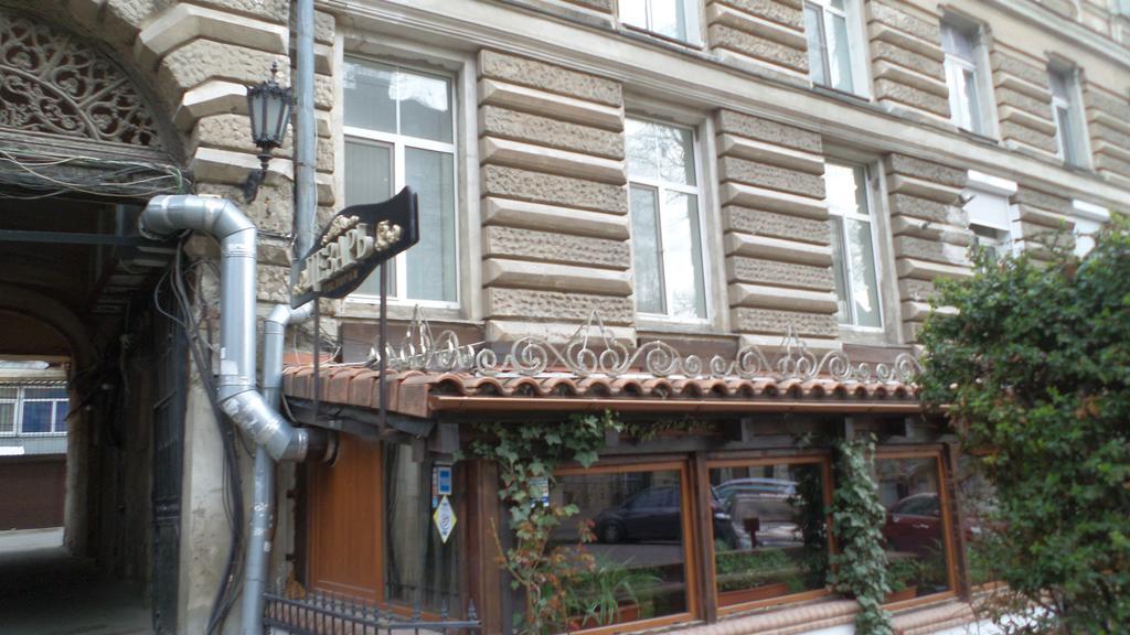 Center, Apartment On Deribasovskaya 10 Odesa Exterior foto